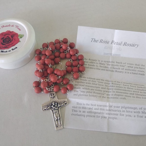 Rosary with real rose petals top quality handmade product MADE IN ITALY. Rose scented rosary.