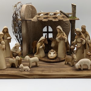 17-piece wooden Nativity set, complete wooden Nativity Scene with hut in a modern TOP QUALITY style created in Val Gardena image 3