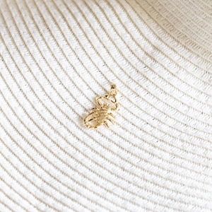 14k Vintage Gold Scorpion Pendant