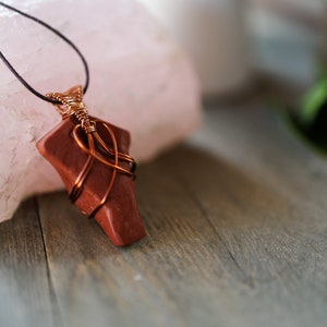 Jasper Necklace, Jasper Pendant, Red Jasper pendant, Red Jasper Necklace, Red Jasper Stone necklace, Red Jasper Stone, Natural Red Jasper
