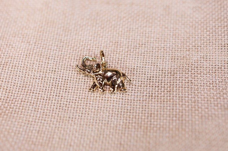 Pendentif Vintage Mini éléphant - Charme - Occasion