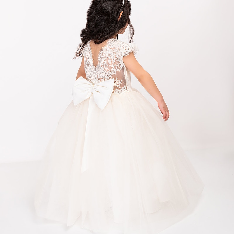 Elegant Girls Long Wedding Dresses: Timeless Style for Your Big Day