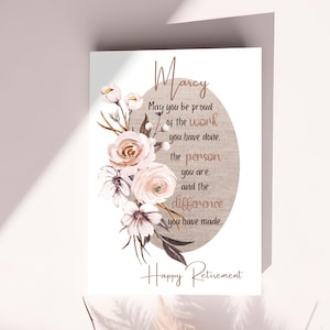 Puede incluir: Una tarjeta de jubilaci&oacute;n con un dise&ntilde;o floral y el texto "Marcy May you be proud of the work you have done. the person you are. and the difference you have made. Happy Retirement"
