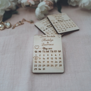 Magneti Save the Date in legno personalizzati: ricordi rustici e personalizzati per annunciare il giorno del tuo matrimonio