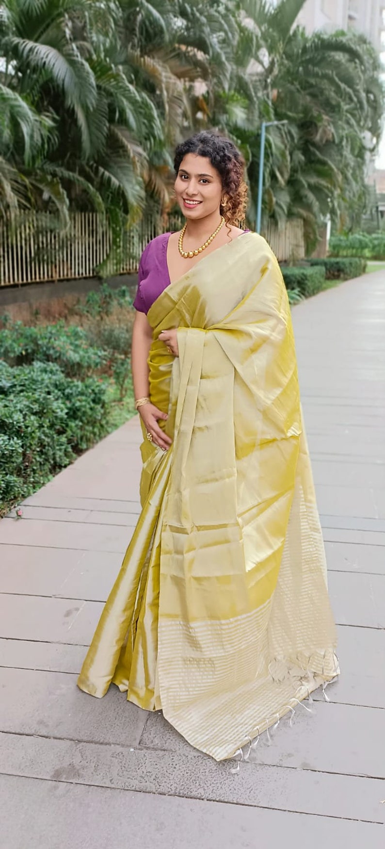 Golden Beige Banarasi Striped Oxidised Gold Zari Woven Chanderi Saree