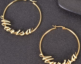 Brincos de argola com nome cursivo personalizado: ouro, prata, ouro rosa