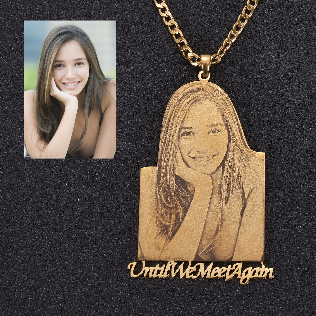Pendantify Picture Engraved Necklace Pendant Charm Locket 18K Gold