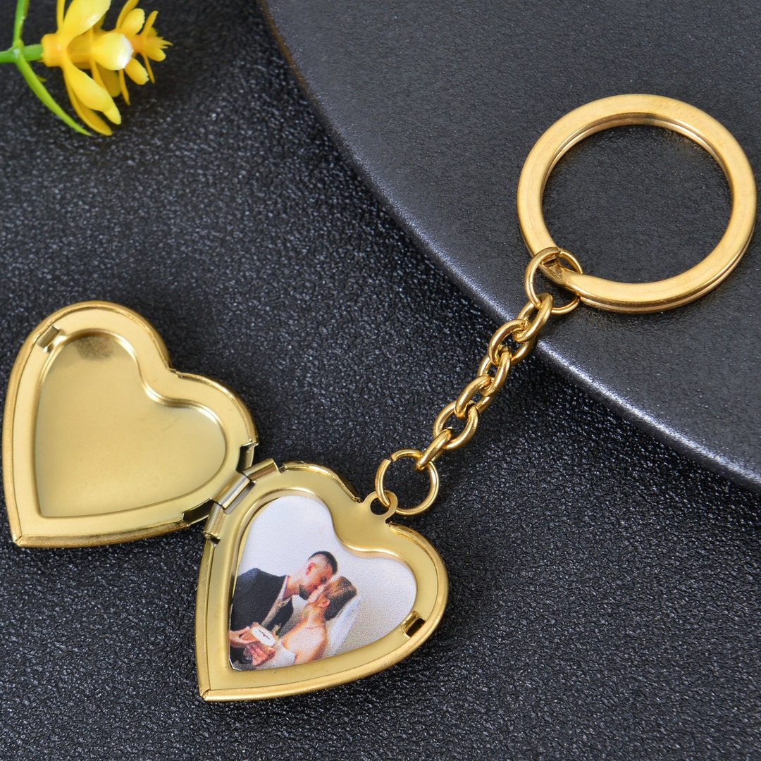 Custom Heart Photo Keychain: Foldable Picture Frame Keyring - Etsy