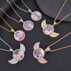 photo necklace