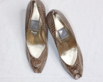 vintage 1970s snakeskin peep toe pumps