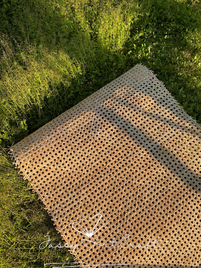 Naturalna plecionka z trzciny rattanowej, naprawa mebli vintage, materiał wiklinowy, projekty DIY zdjęcie 7