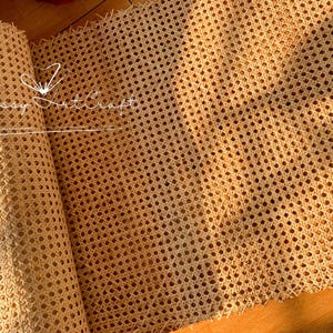 Naturalna plecionka z trzciny rattanowej, naprawa mebli vintage, materiał wiklinowy, projekty DIY zdjęcie 6