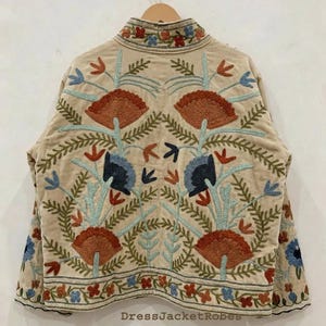 Zielone haftowane kwiatowe kurtki z aksamitną podszewką z bawełny w stylu boho Zimowy płaszcz w stylu streetwear Bomberka w stylu boho Dwustronna kurtka damska modna zdjęcie 11