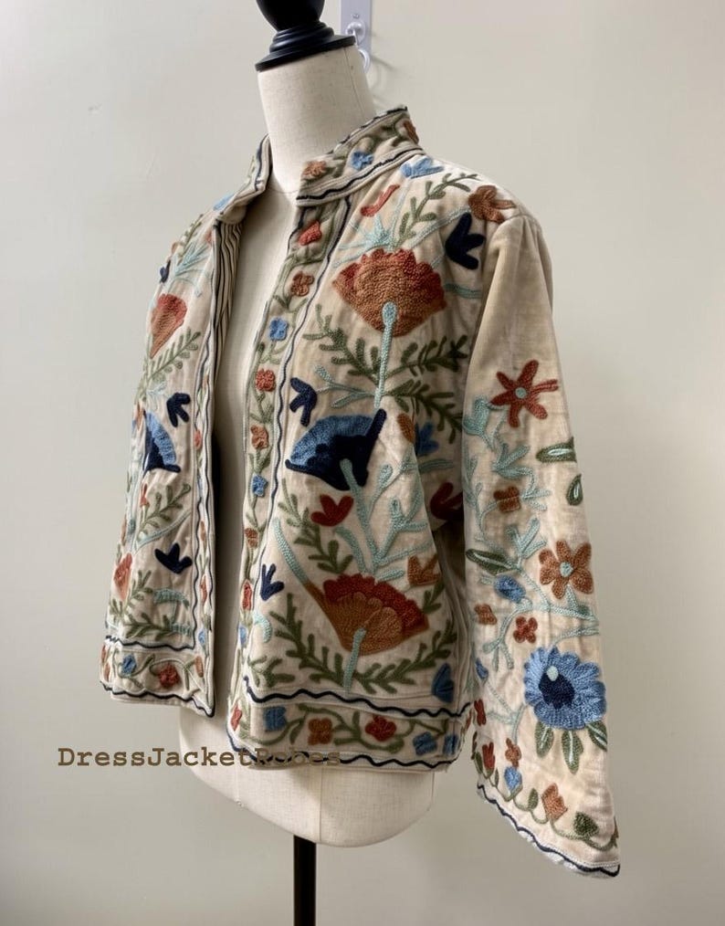 Zielone haftowane kwiatowe kurtki z aksamitną podszewką z bawełny w stylu boho Zimowy płaszcz w stylu streetwear Bomberka w stylu boho Dwustronna kurtka damska modna zdjęcie 12