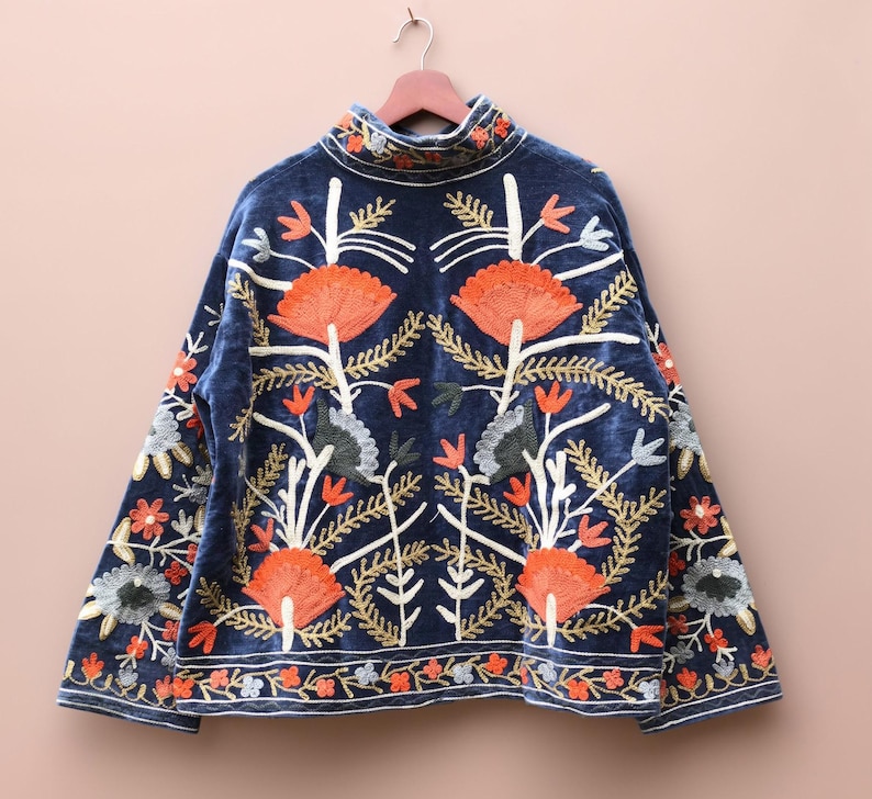 Zielone haftowane kwiatowe kurtki z aksamitną podszewką z bawełny w stylu boho Zimowy płaszcz w stylu streetwear Bomberka w stylu boho Dwustronna kurtka damska modna zdjęcie 8