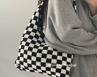 Crochet Handmade Checkered Checkerboards Shoulder Bag, Purse, Mini Bag, Eco-Friendly, Sustainable Fashion Accessory Perfect for Everyday Use