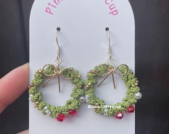 Handgemaakte microhaakoorbellen, kerstsieraden, groene seizoensaccessoires, wintersieraden, kerstcadeaus, kerstoutfits