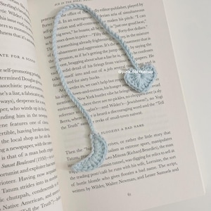 Crochet Handmade Moon Crescent Bookmarks, Book Lovers Presents, Book Accessories, Reading Accessory, Cute Gifts, Book Worm