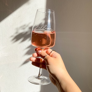 Personalised Etched Wine Glass, Wedding Present, Gift for Bridesmaid, Groomsmen Gift, Bridal Party Gifts, Birthday Gift, Housewarming Gift