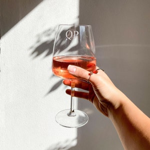 Monogrammed Initials Wine Glass, Custom Etched Wine Glass, Wedding Present, Gift for Bridesmaid, Housewarming Gift, Birthday Gift for Her