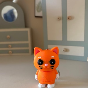 Orange Cat Cute Animated Bag Ornament / Keychain