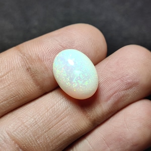 Cabochon di opale etiope naturale, cabochon di opale, opale di fuoco Welo, opale multi-sfarzoso, pietra preziosa cabochon di opale, dimensioni 16X12X8 mm, ct. 7,50, gioielli