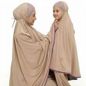 Indumento di preghiera - Telekung in pizzo Arafah