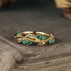 Vintage Emerald Wedding Ring Nature Inspired Leaf Yellow Gold Wedding Ring Antique Milgrain Wedding Band Unique Leaf Vines Promise Ring