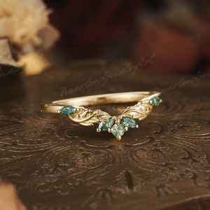 Unique Moss Agate Wedding Band Yellow Gold Marquise Shaped Leaf Ring Nature Inspired Wedding Ring Vintage Moss Agate Matching Promise Rings