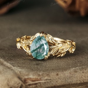 Vintage Moss Agate Engagement Ring Nature Inspired Yellow Gold Leaf Floral Engraving Wedding Ring Green Gemstone Bridal Ring For Women