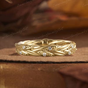 Unique Diamond Wedding Band Nature Inspired Ring Men&#39;s Band Solid Gold Ring Straight Engraved Ring Leaf Ring Anniversary Ring Gift for Him