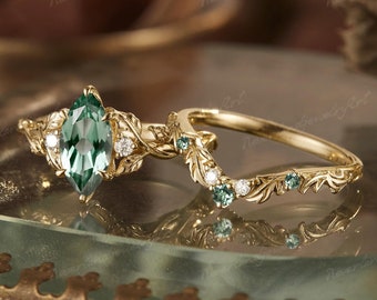 Vintage Green Sapphire Marquise Shaped Engagement Ring Set Leaf Engraved Yellow Gold Wedding Ring Set Nature Inspired Diamond Ring For Women