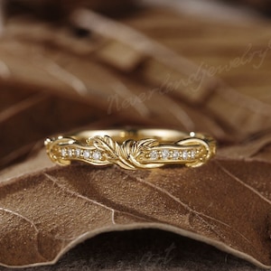 Diamond Wedding Ring Nature Inspired Leaf Engraving Wedding Band Vintage Gold Leaf Moissanite Wedding Band For Women Handmade Jewelry