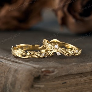 2pcs Couple Rings Set Inspired Leaf Engraving Diamond Engagement Ring Men Leaf Wedding Band Handmade Gold Wedding Ring Set For Men and Women