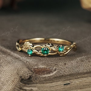 Nature Emerald Wedding Ring Unique Twisted Branch Vines Wedding Ring Yellow Gold Inspired Leaf Hand Engraving Bridal Ring For Women