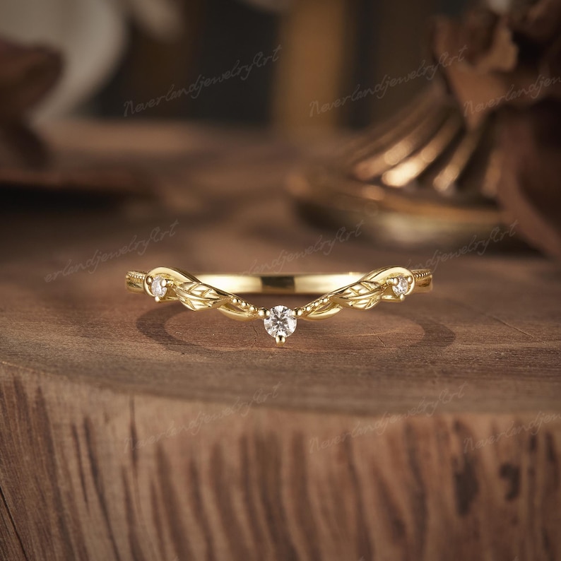 Unique Diamond Wedding Band Gold Curved Wedding Ring Nature Inspired Leaf Ring Milgrain Wedding Ring Promise Ring Anniversary Gift for Her
