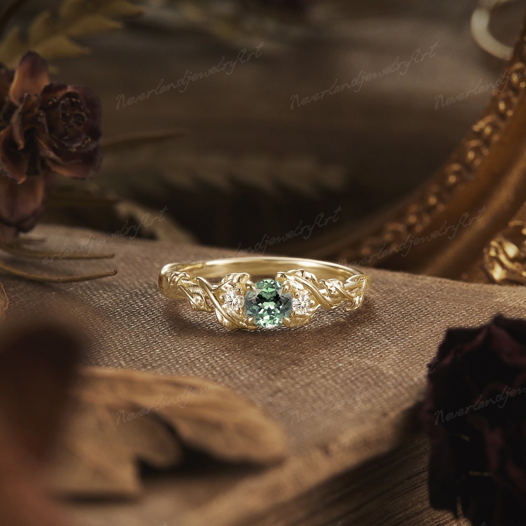 Vintage Round Green Sapphire Engagement Ring Unique Three Stone Ring ...