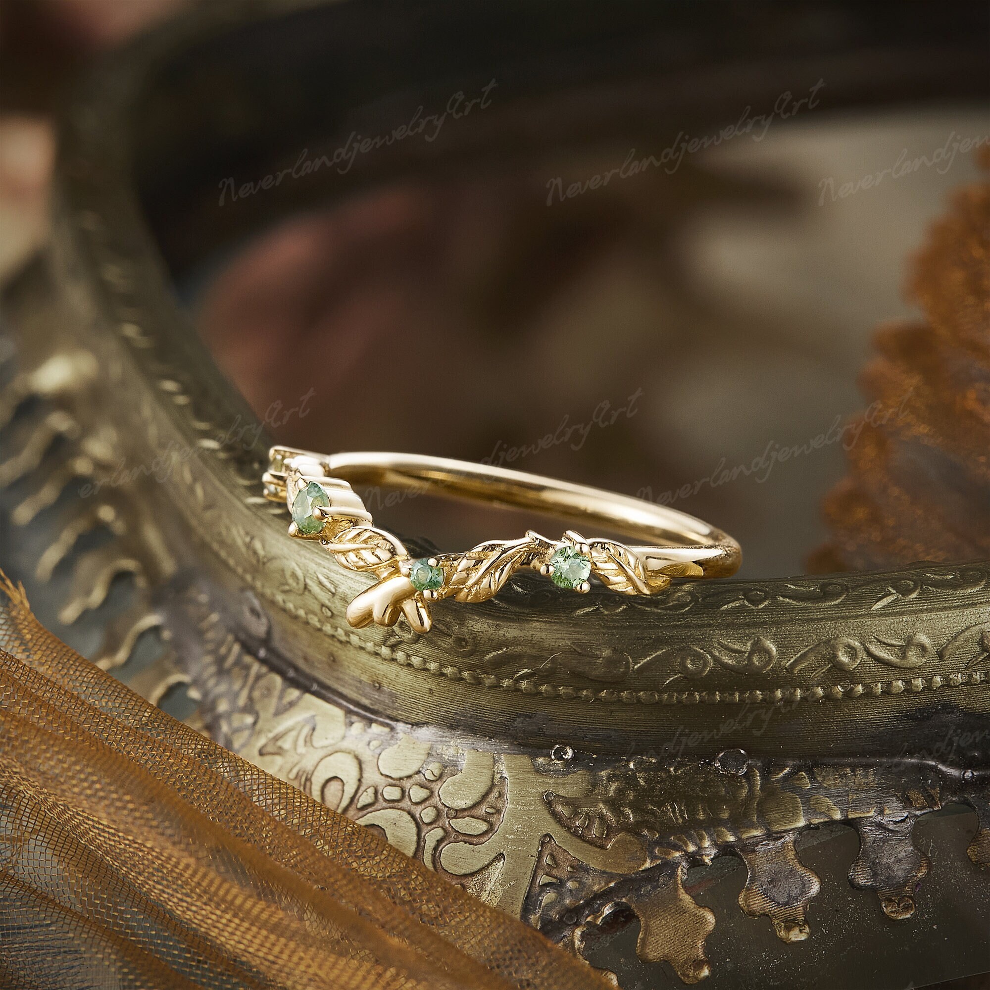 Vintage Grüner Saphir Ehering Natur Inspiriert Blatt Handgemachte Gebogener Ehering Stapelring Gelbgold Versprechen Ring für Frauen