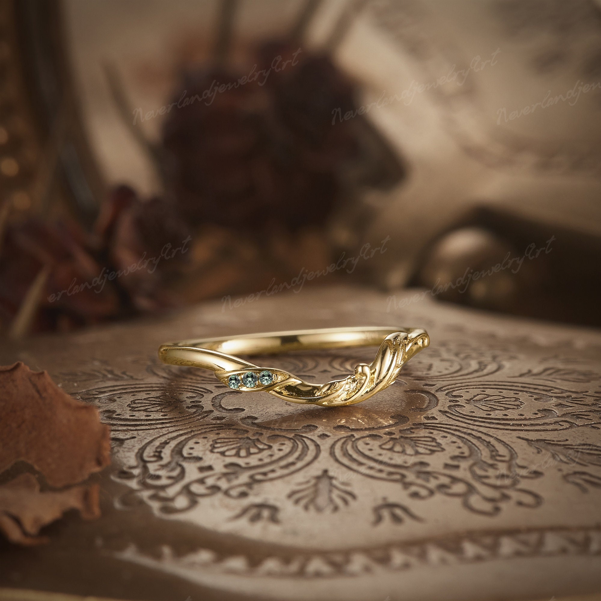 Unique Green Sapphire Wedding Band Vintage Yellow Gold Leaves Engraved Wedding Ring Curved Wedding Band Promise Rings Anniversary Rings
