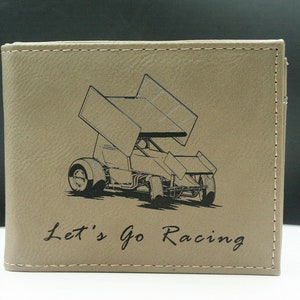 Cartera plegable de cuero con el mensaje "Let's go Racing" de Sprint Car