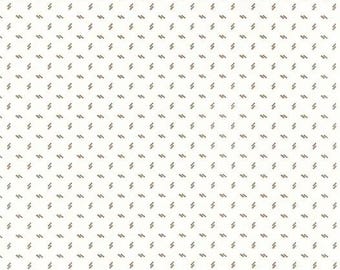 Lori Holt Stitch, Fondo de Abejas. C9710 Guijarro, corte de 5 yardas.