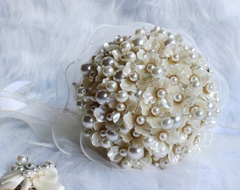 Pearl Shell Luxury Bridal Bouquets Summer Wedding Bridal Bouquets Bridesmaids Bouquets.Floral Pearl Shell Bouquet.Valentine