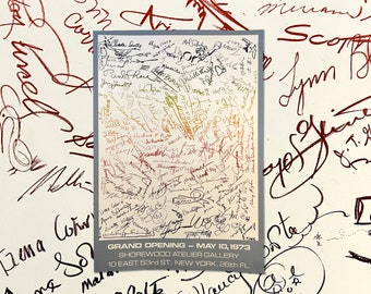 Peut inclure: Une affiche vintage annonçant la grande ouverture de la galerie Shorewood Atelier le 10 mai 1973, au 10 East 53rd Street, New York, 26e étage. L'affiche est recouverte de signatures colorées.