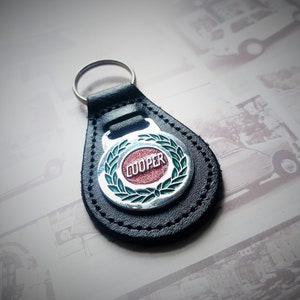 Classic Mini Cooper S Racing Rover Sport 500 BMW JCW Leather Key Ring Chain Fob 1275 Enamel Mpi Works BMC Special Tuning Mk1 Gift For Him