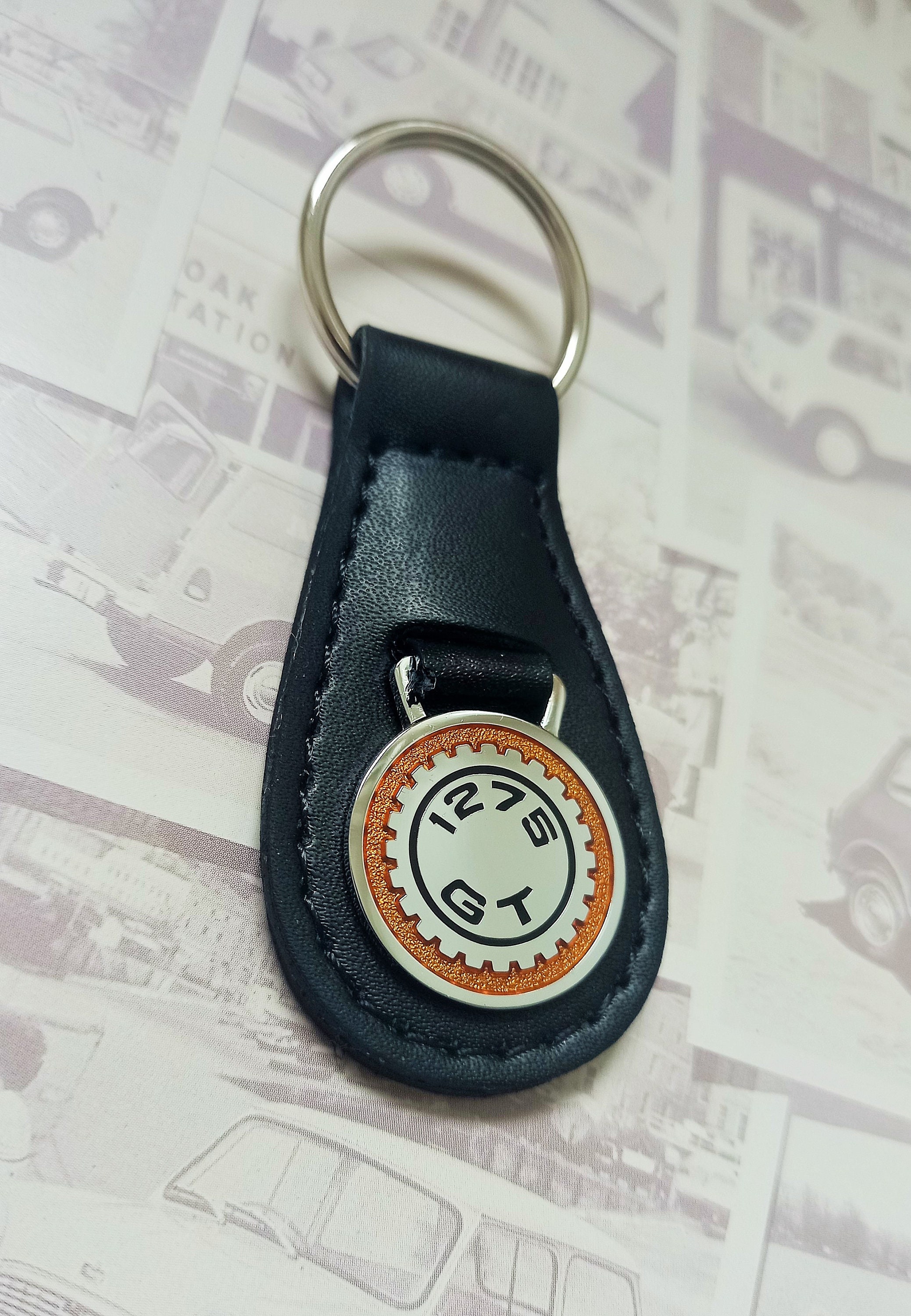 Personalised Leather Key Case With Car Logo Free Car Logo -  Norway