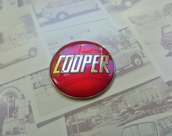 Klassisches Mini Cooper S Bonnet Boot Abzeichen Insert Vintage Car Hochwertige Emaille Mpi Works BMC 1275 gt Spezielles Tuning Mk1 1380 Geschenk für Ihn