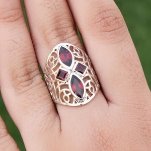 Garnet statement ring - 925 silver Filigree ring - Desaigner red gemstone ring, gift for mom