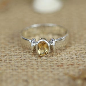 Citrine minimalist ring, 925 sterling silver jewelry, birthstone ring, yellow gemstone
