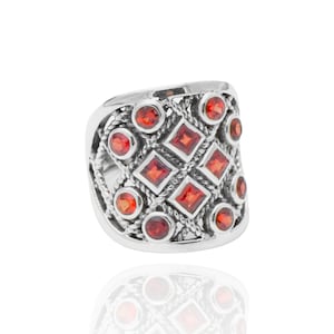 Statement Silver Garnet Ring, 925 solid silver ring, Red gemstone ring, women&#39;s ring, gift for her, Statement ring