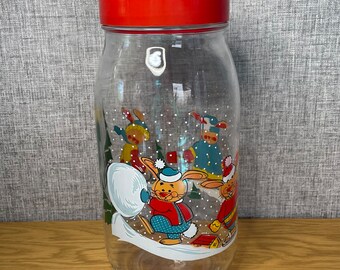 Le Parfait Christmas Jar: Skating Rabbits, Snow, and Tree Detail